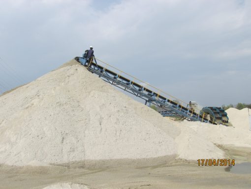 Cát nhân tạo