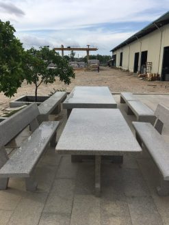 Bàn ghế đá Granite